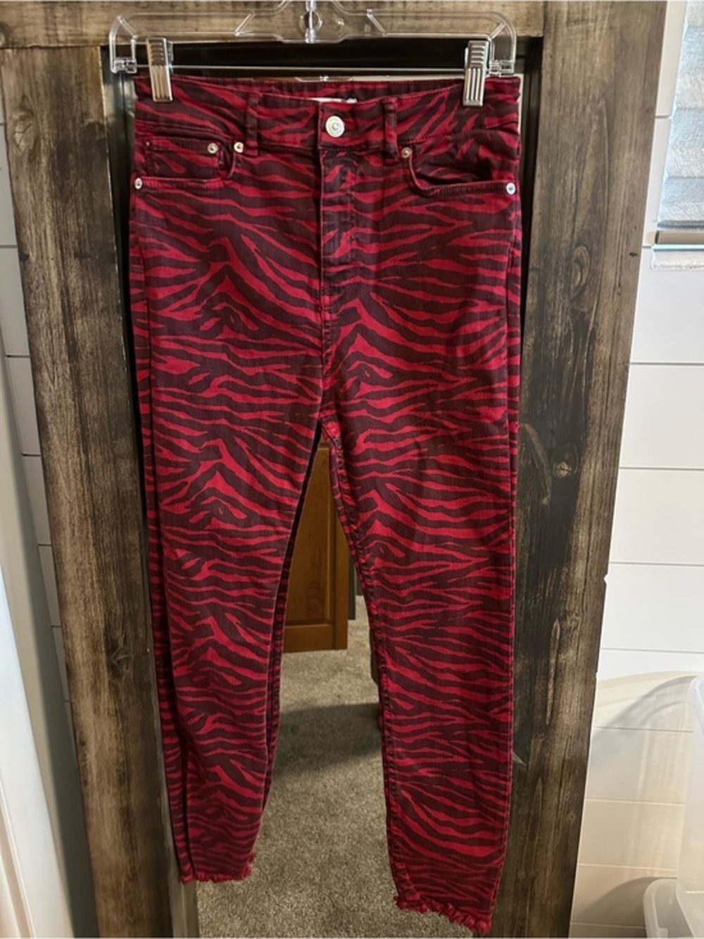 Zara Woman Zebra Print Skinny Jeans Red Black Stretch Frayed Hem Size 8 US